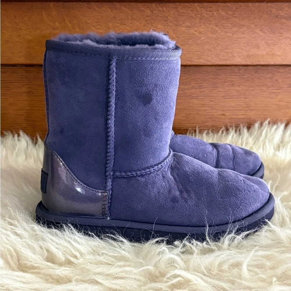 UGG Kid’s Purple Sherpa Lined Short Winter Boots